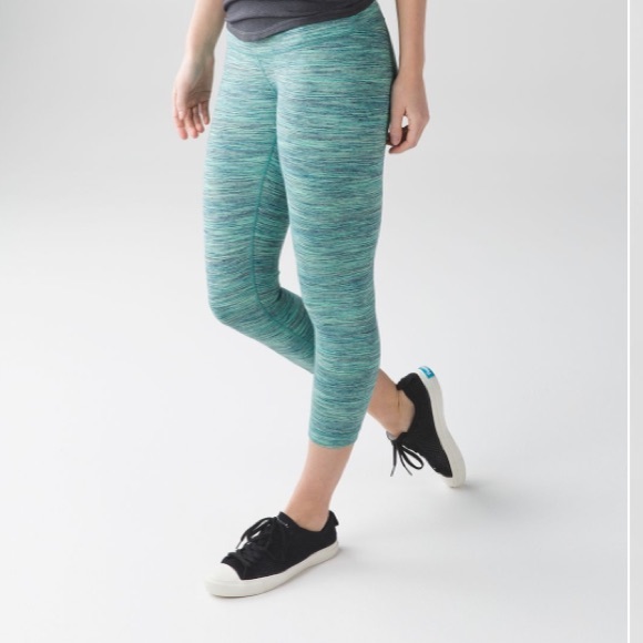 lululemon Wunder Under Hi Rise Crop - Picture 2 of 12